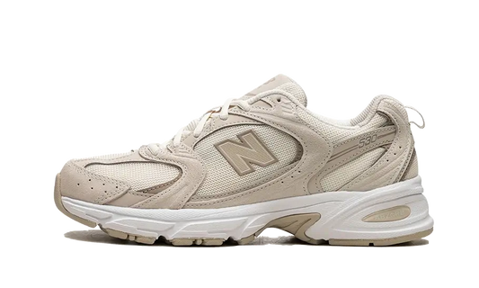 New Balance 530 Sea Salt Moonbeam | 1 + 1 Gratis